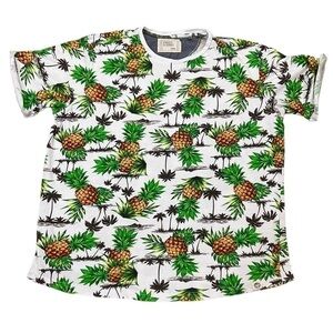 Free Planet 100% cotton Tropical Pineapple Palm Trees Print size Large